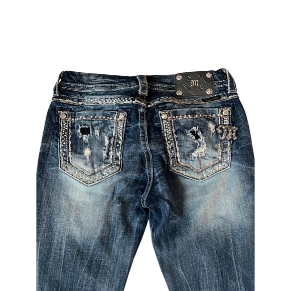 Women's Distressed Blue Jeans - Picture 8 of 9